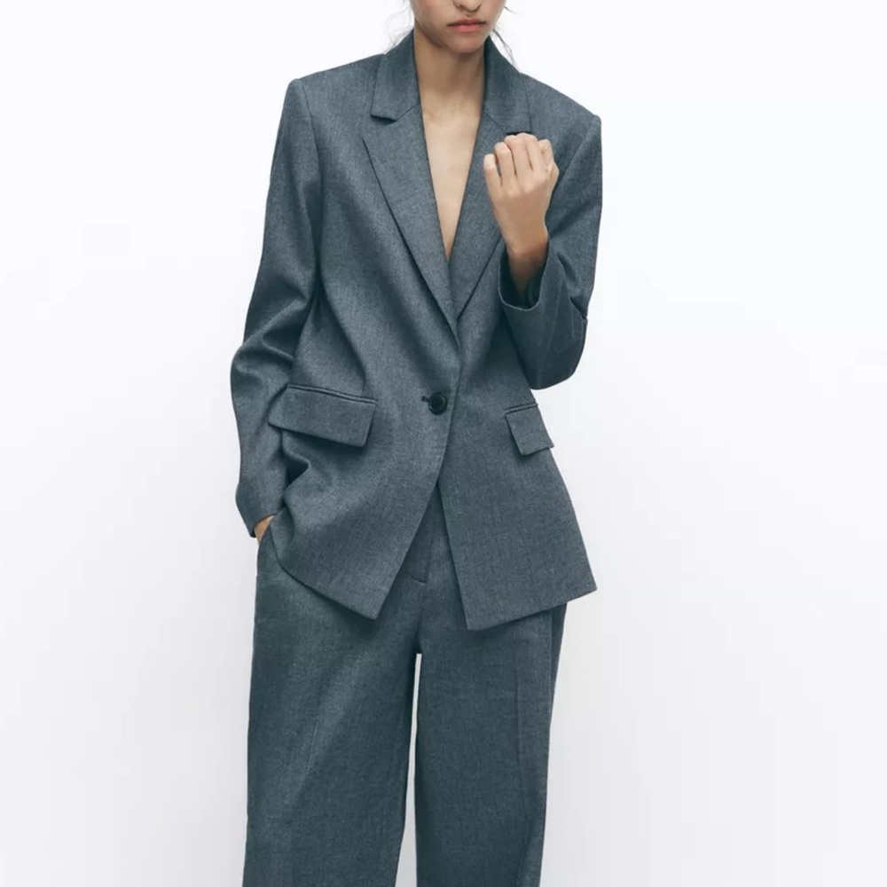 NWT ZARA STRAIGHT CUT SHOULDER PAD BLAZER- BLUE INDIGO